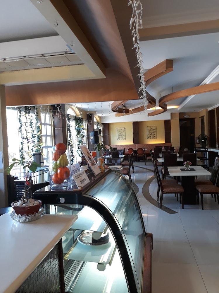 Hotel Venezia Legazpi Exterior foto